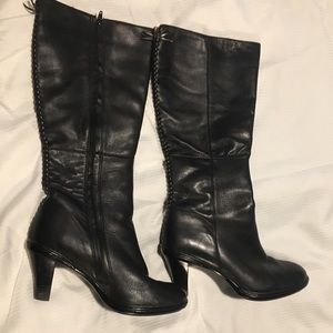 New!! Sofft tall black leather boots